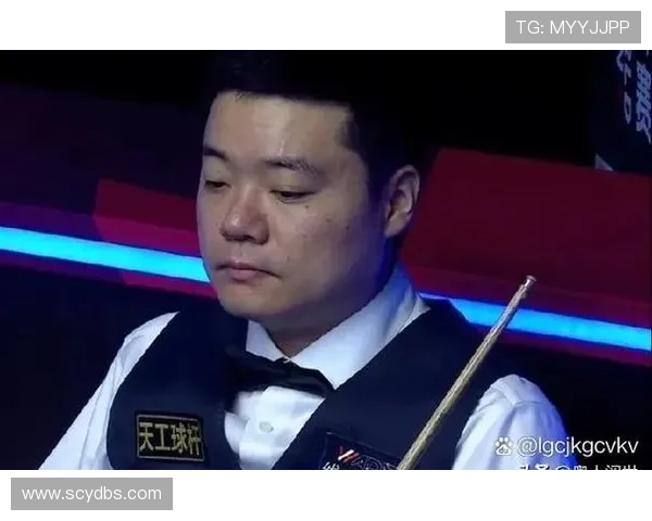 丁俊晖横扫格雷斯强势晋级斯诺克国际锦标赛六十四强赛场焦点之战